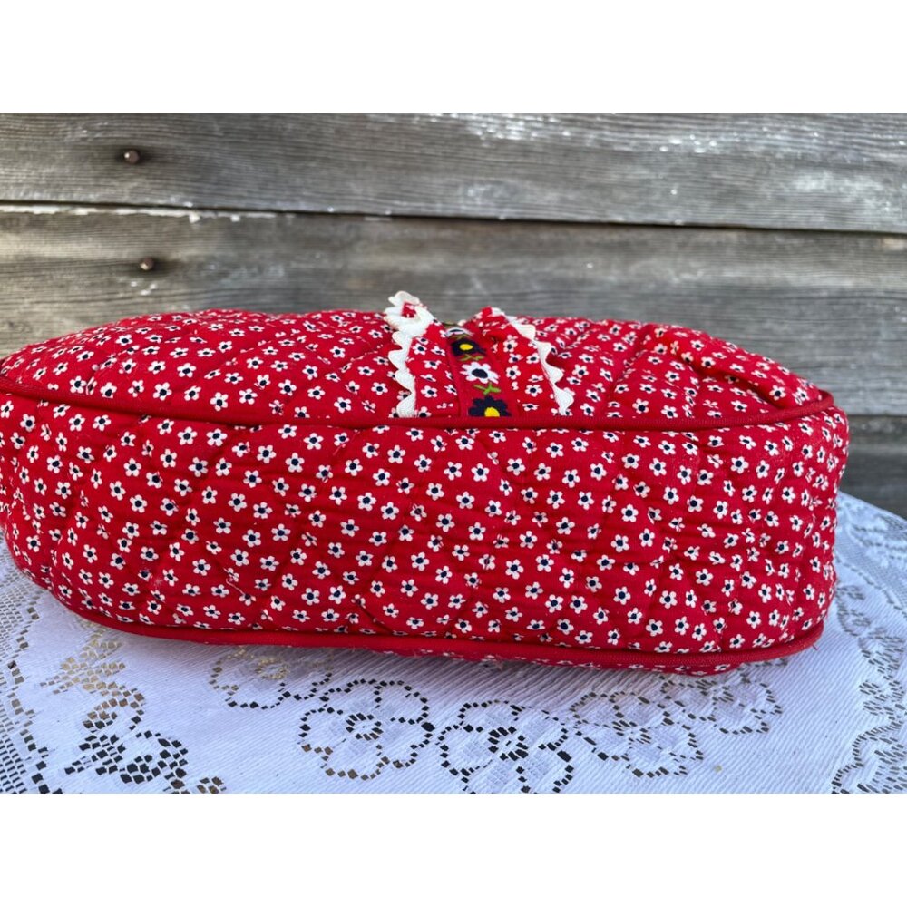 Vintage 1970s Bermuda purse Bag Red Quilted Wood Handle Boho Hippy - Picture 11 of 11